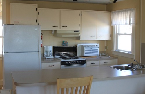 Misquamicut Apartment | Vacation Rental in the Heart of Misquamicut Beach