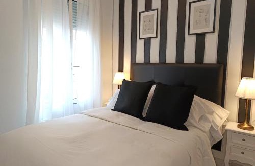 Barrio de La Latina Apartment | Vacavic Plaza Mayor apartament