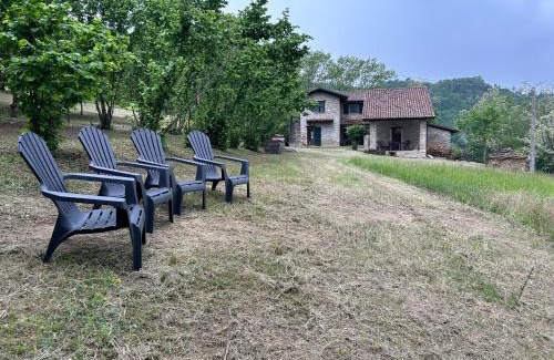 Monastero Bormida Villa | Vakantiehuis Casa Dolce Vista