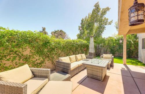 Val Vista Lakes House | Val Vista Lakes Group Getaway Lake and Pool Access!