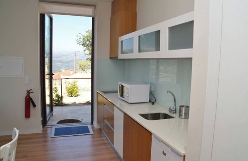 Resende House | Vald´arêgos - Casa Alpendre