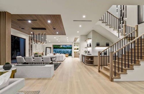 Encino House | Valjean Farmhouse - Ultimate Modern Luxury Estate