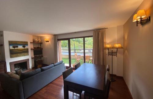 Espui Apartment | Vall Fosca Apartment "Majue"