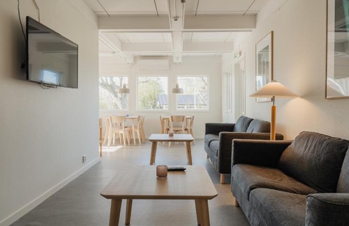 Frillesas Hostel | Vallersviks Vandrarhem Änggården