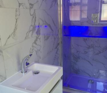 London Borough of Bromley Apartment | Valley house