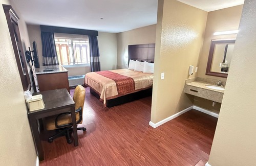 Watsonville Hotel | Valley Inn