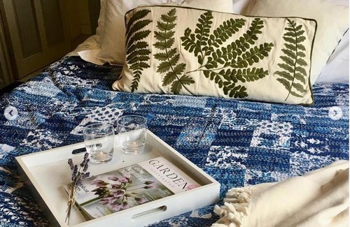 Batcombe House | Valley View Farm, Bed and Breakfast