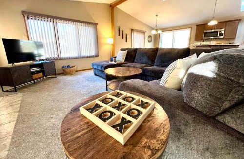 Rome House | Valley View Home with Game Room, & Exclusive Beach & Pool Access