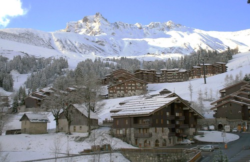 Les Avanchers-Valmorel Apartment | Valmorel apartment (4 people 30 m2) back to the skis .Terrace with porch.