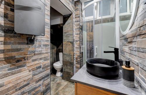 Liberation Apartment | Valrose - Wifi, AC, 2 pers, hyper centre