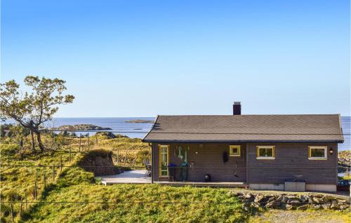 Flora Municipality House | Valvik