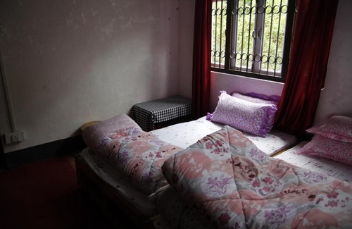 Geyzing House | Vamoose Homestay Hitaishi