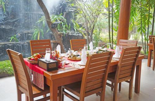 Tak Resort | Vanasin Residence
