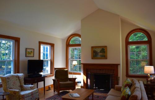 Port Clyde House | Vannah Lane