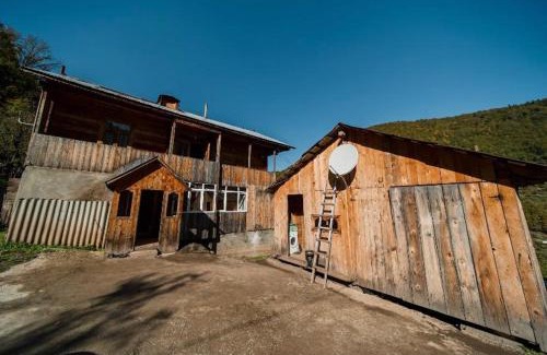 Khulo House | VARD-CIKHE