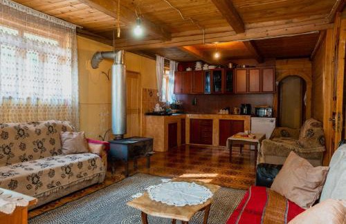 Khulo House | VARD-CIKHE