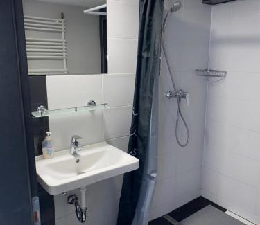 Sarvar House | Varkerulet Apartman
