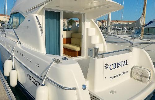 Les Sables d'Olonne Boat Rental | Vedette Cristal Prestige 32