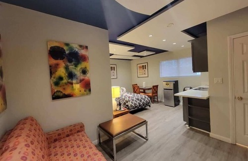 Paradise Apartment | Vegas Unit A Charm to Remember Love of Vegas