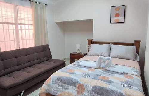 Agonia House | Velaz Guesthouse
