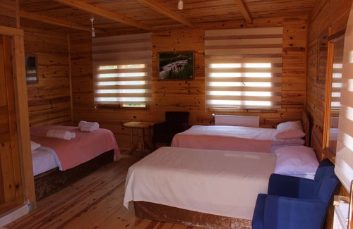 Savsat Hotel | Velikoy Han Konaklari