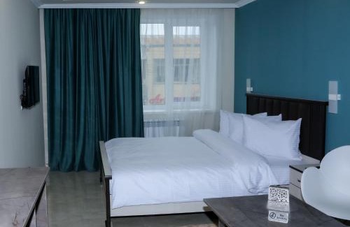 Martuni Hotel | Vell Grey Hotel