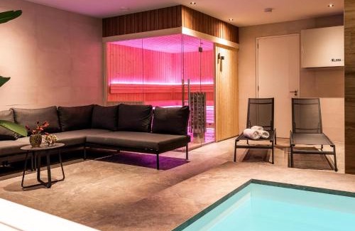 Wekerom Villa | Veluwe Villa met Binnenzwembad & Wellness - 12 personen