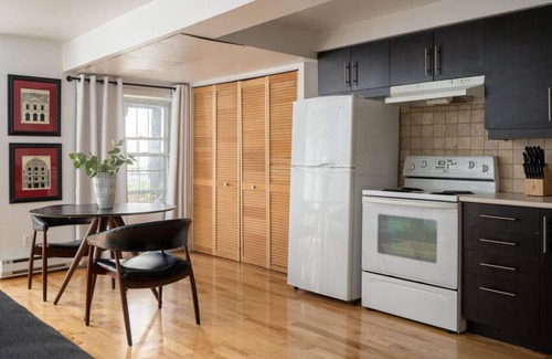 Milton Park Apartment | Velvet & Stone Studio –Nestled in the Heart of MTL