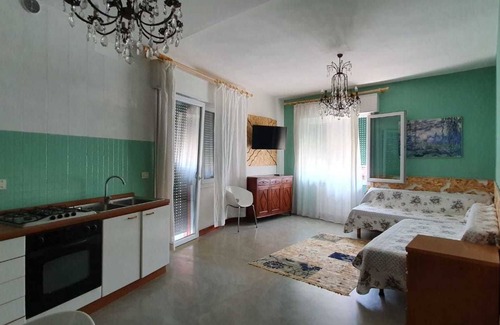 Treviso House | Venice Treviso Airport Bed