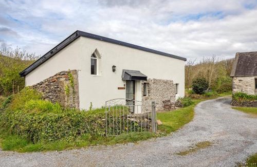 Ventry House | Ventry Farm - The Parlour Cottage by Trident Holiday Homes