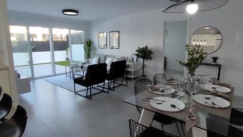 Puerto Rey Apartment | Vera Playa, Tu Paraíso Costero