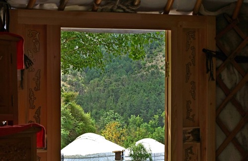 Angles RV Rental | Verdon Yourte