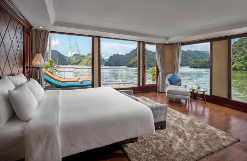 Ha Long Boat Rental | Verdure Lotus Classic Cruise on Lan Ha Bay