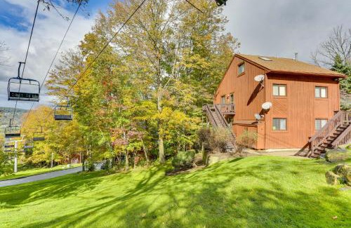 Vernon Apartment | Vernon Township Condo with Balcony Near Ski Lifts!