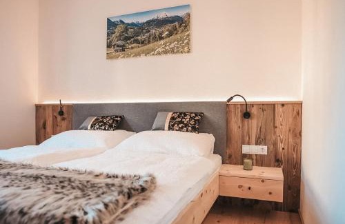 Fuegen Apartment | VERONIKAS Relax & Family Suite - AlpenLuxus Collection