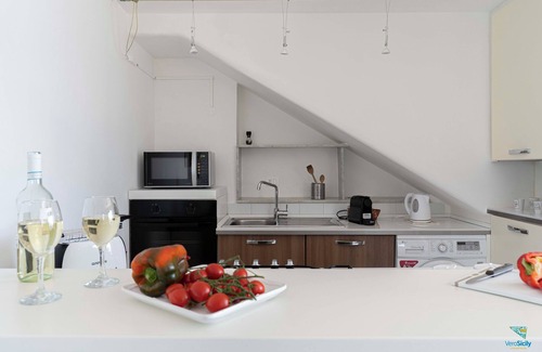 Aspra Apartment | VEROSICIILY Villa Acqua Chiara "Vento" Apartments in Villa