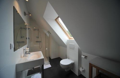 Gledy Bed & Breakfast | Vertigo Narie