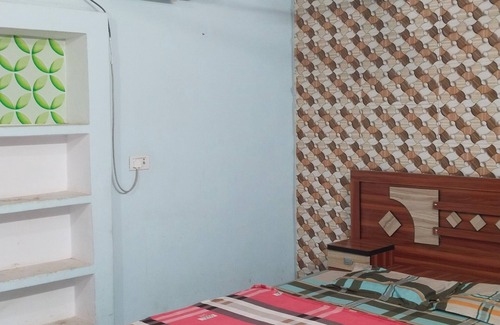 Ayodhya House | Very close to Ram Mandir Ayodhya and Hanuman Gadhi Temple. Ram Mandir Temple