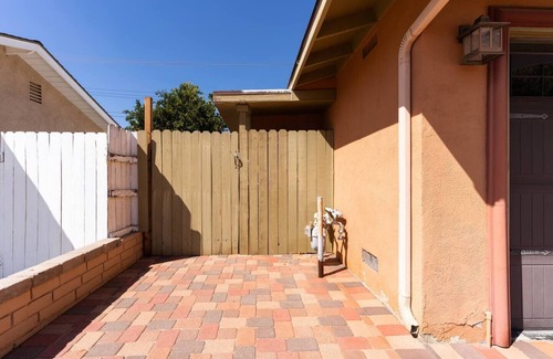 Simi Valley Apartment | Very Cute Simi Valley 1 Bedroom Guest Apartment w/pool