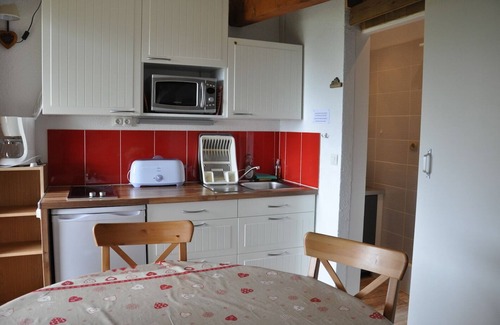 La Toussuire Apartment | Very quiet apartment at the foot of the slopes with unobstructed view - Rated 1 star