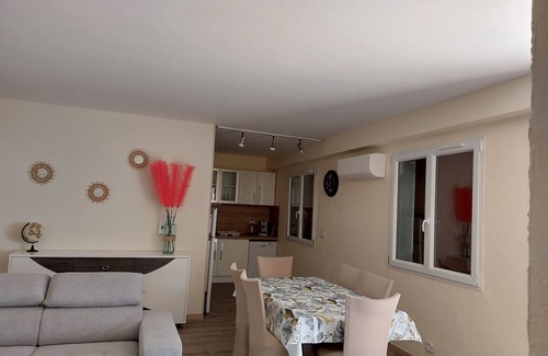 Manosque Apartment | Very nice apartment with all comforts for families