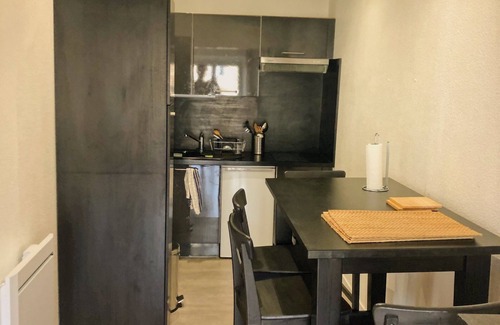 Bordeaux Golden Triangle Apartment | Very nice, bright and quiet 2-bedroom apartment in the heart of Bordeaux