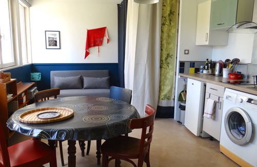 La Chapelle-sur-Furieuse Apartment | Very quiet 3* gîte on the Sentier linking Salins-les-Bains and Arc-et-Senans