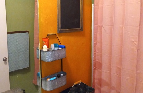 Golconda House | Very quiet, conveniently located on HWY 95 N towards Idaho, N of Winnemucca NV