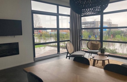 Enkhuizen House | Very spacious dream villa in Enkhuizen where you can enjoy many activities