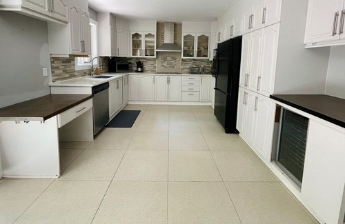 Saint-Lazare Cottage | Very spacious House for Family or Friends