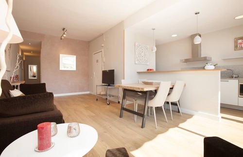 El Camp de l'Arpa del Clot Apartment | Very Sunny. 2 BR Apartment with Terrace