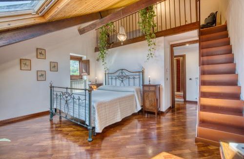 Angri Apartment | Vesuvius Penthouse Stay near Pompei & Amalfi Coast