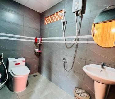 Phuoc Tan Hotel | Việt Kiều Royal