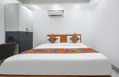 Sainik Farm Hotel | Via The Cozy Cloud